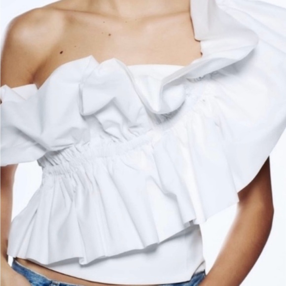 Zara White Ruffled Off-Shoulder Top - Picture 1 of 6